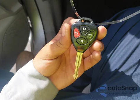 2011 Toyota Corolla Le from USA, damaged, VIN JTDBU4EEXB9142895